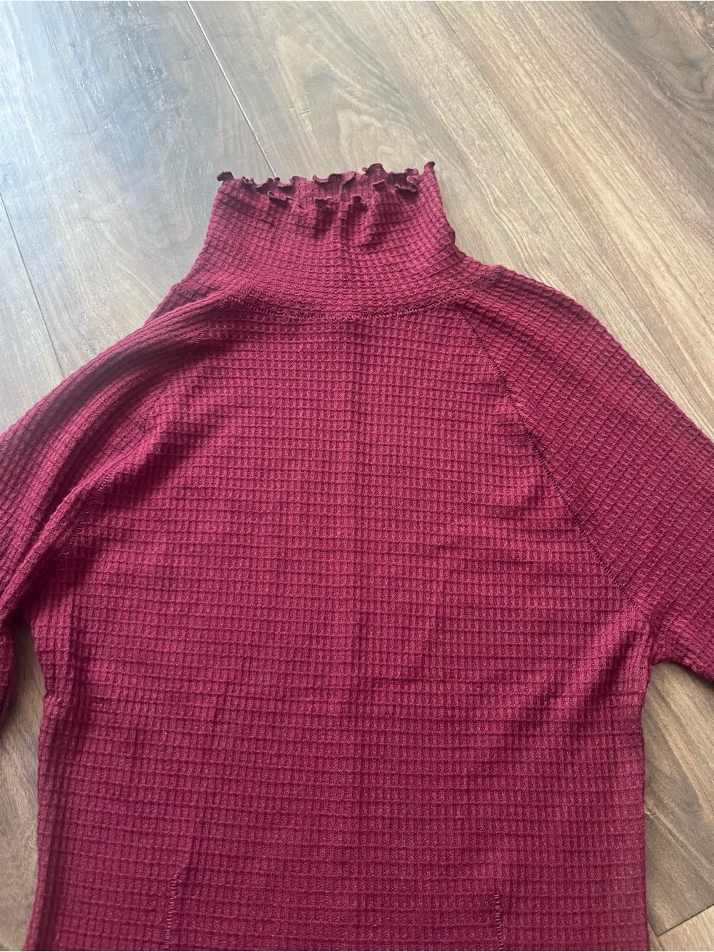 Intimately Free People Make it Easy Thermal Top Small NWT Deep Plum - Picture 4 of 7